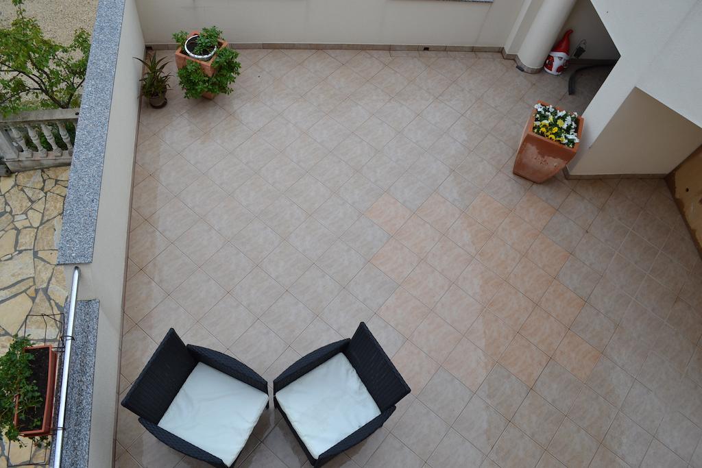 Apartments Danijela Zadar Bagian luar foto