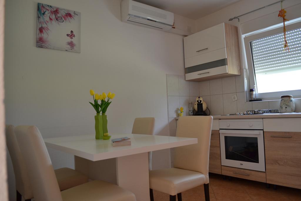 Apartments Danijela Zadar Bagian luar foto